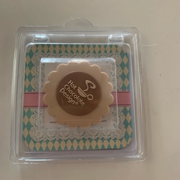 HCD Hot Chocolate Designs Valentines Mary Janes - Picture 7 of 11